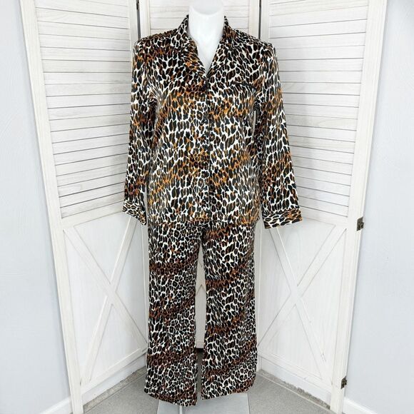 Betsy Johnson Leopard Print Sateen Flannel Pajama Set Brown Black Large - Picture 1 of 11